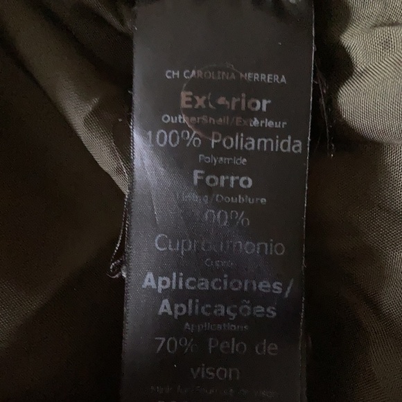 Carolina HERRERA green hooded coat SMALL. AS IS - Picture 13 of 14